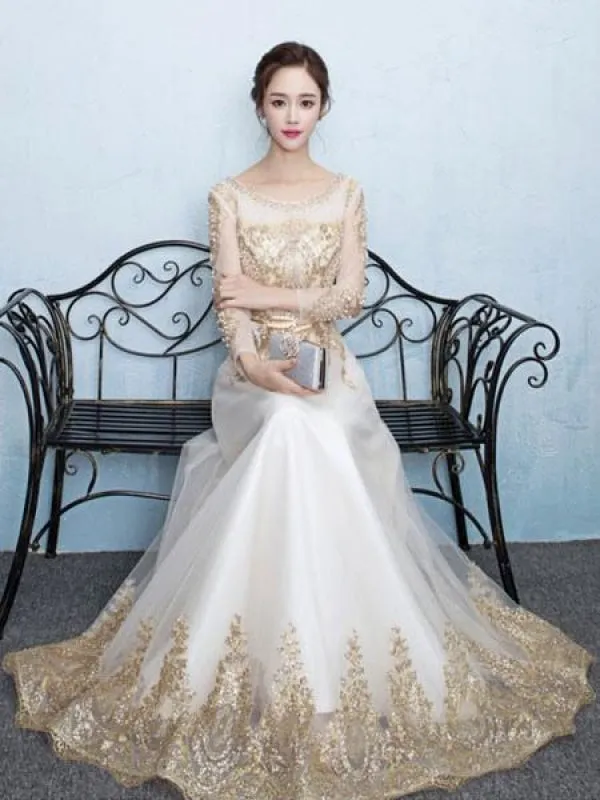 Champagne Evening Dress Lace Beading Long Prom Dress Illusion Long Sleeve A Line Floor Length Formal Dress Wedding Guest Dress