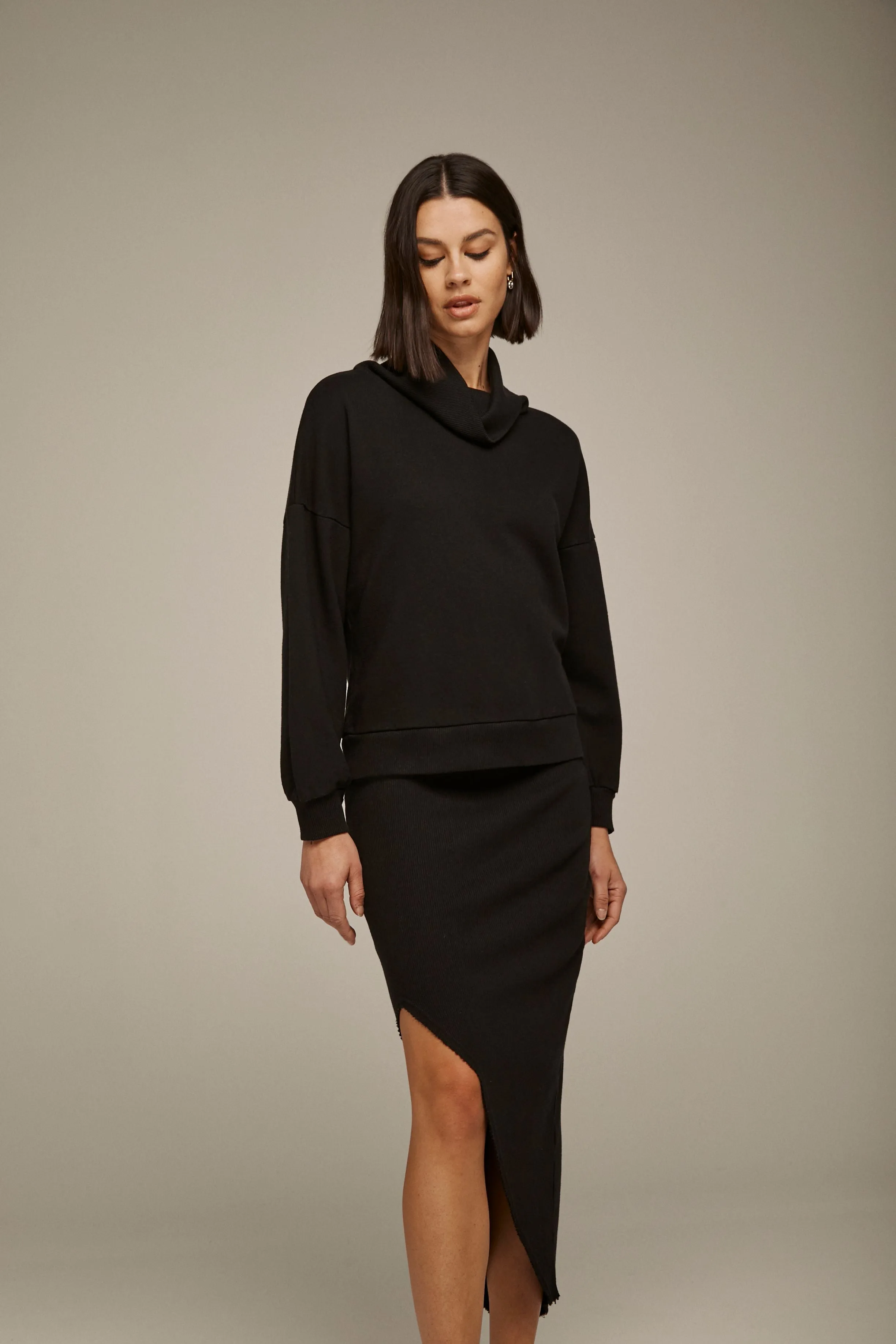 Ribbed High Low Skirt