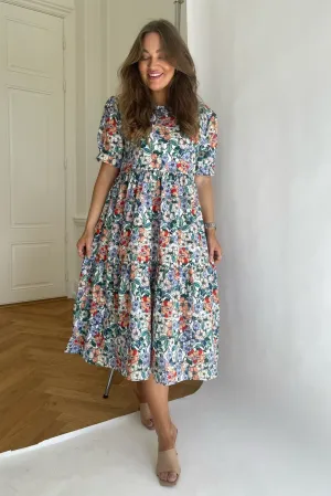 VilmaIC Lang Kjole - Multi Blomsterprint