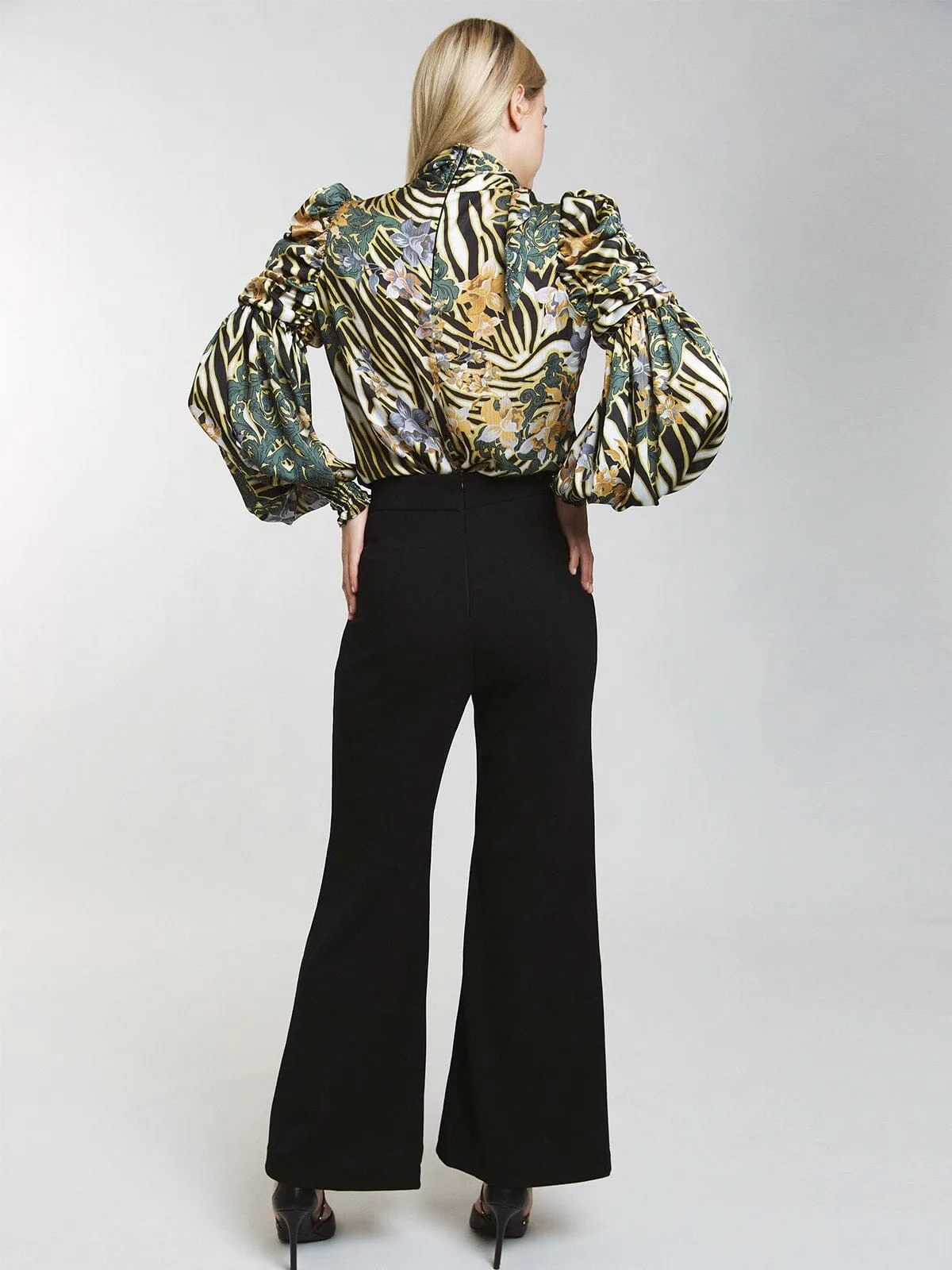 WOMEN'S BUTTON CLOSURE FRONT POCKETS WIDE LEG PANTS